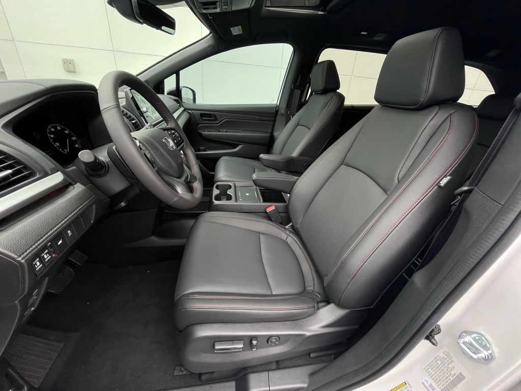 Thumbnail: 2026 Honda Odyssey - 27