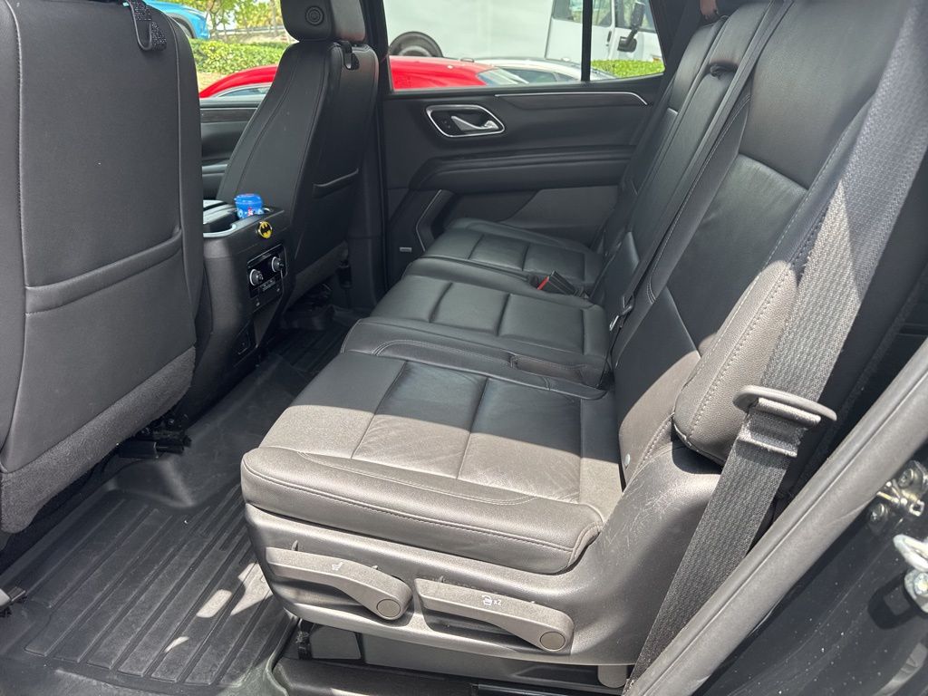 Used 2022 Chevrolet Tahoe LT with VIN 1GNSCNKD2NR185725 for sale in Miami, FL
