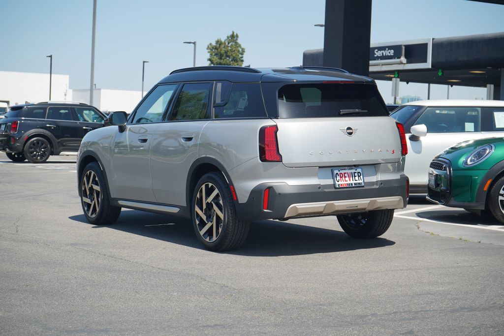 2025 MINI Cooper Countryman Signature 3