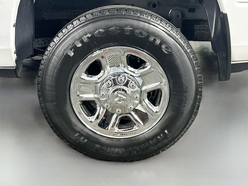 Used 2022 White Ram Big Horn image 34