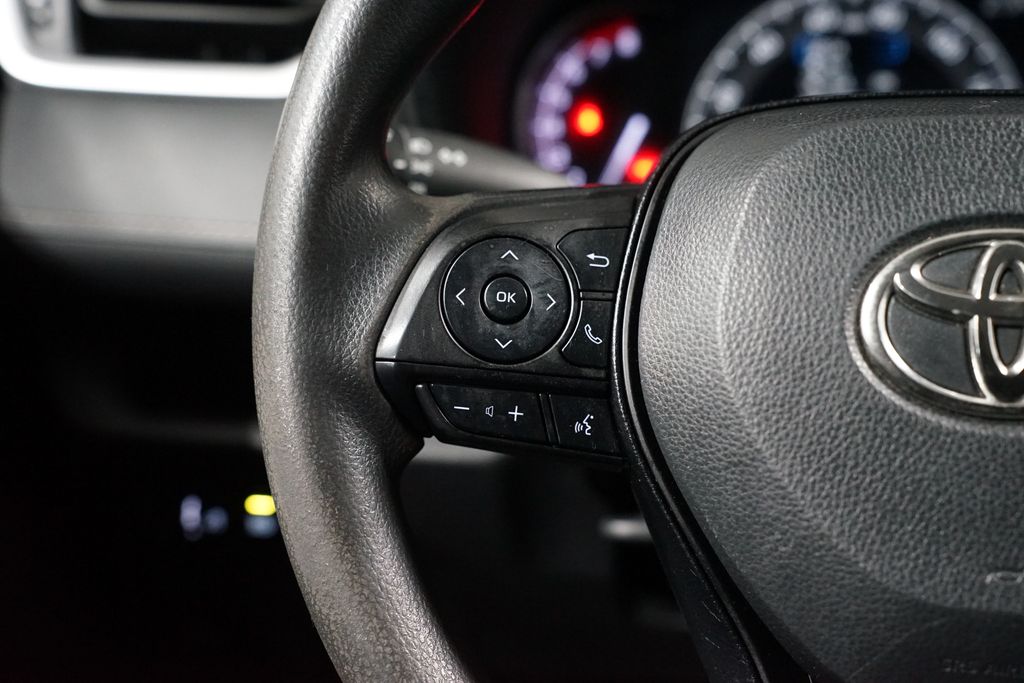 Thumbnail: 2023 Toyota RAV4 - 14