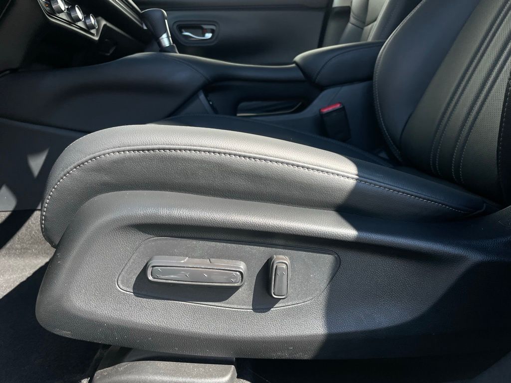 2025 Honda HR-V EX-L 24