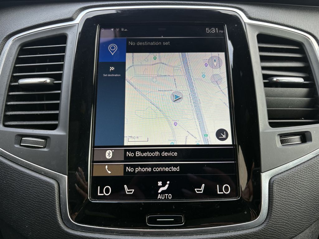 2020 Volvo XC90 T5 Momentum White at Ultimate Motorsports