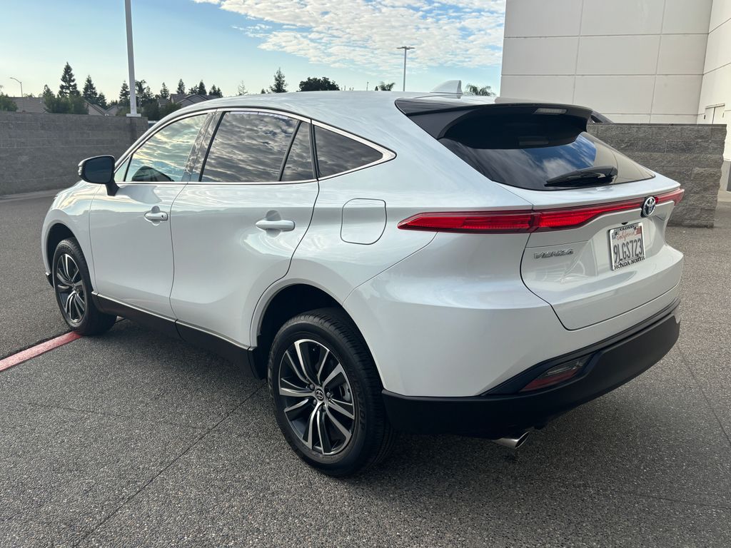 Thumbnail: 2024 Toyota Venza - 7