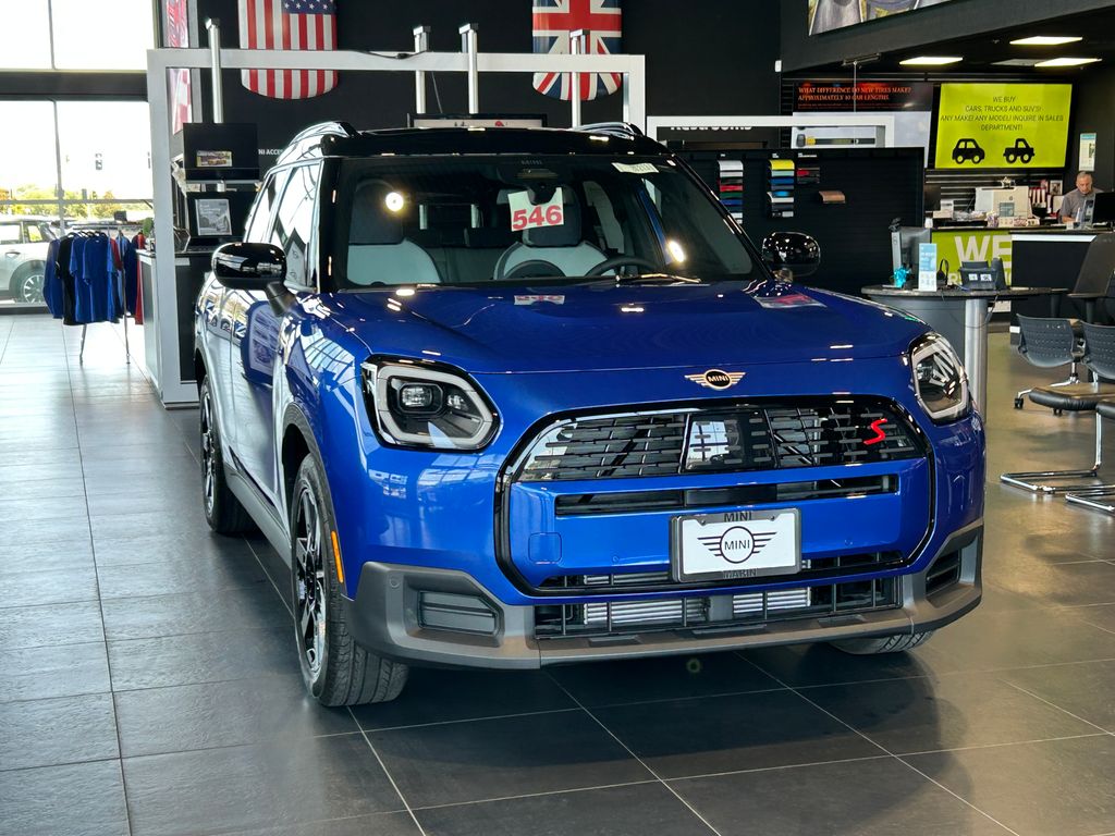 Thumbnail: 2027 MINI Cooper Countryman - 7