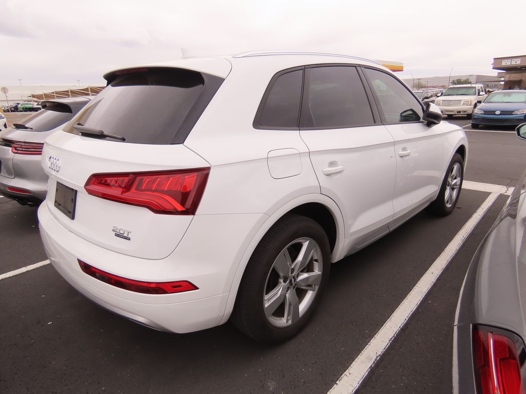 Thumbnail: 2018 Audi Q5 - 3