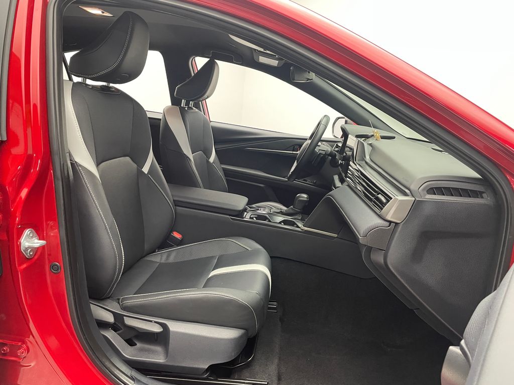 Thumbnail: 2025 Toyota Camry - 18