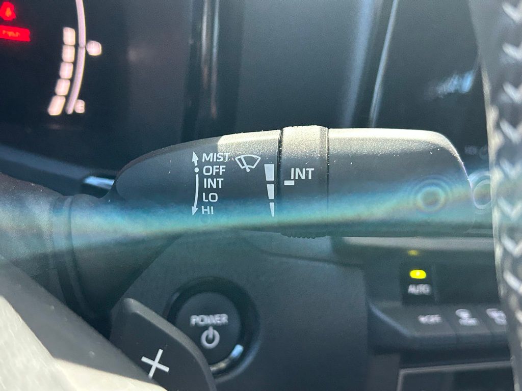 Thumbnail: 2025 Toyota Camry - 20