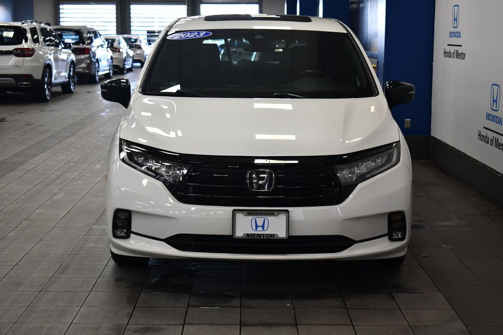 Thumbnail: 2023 Honda Odyssey - 11