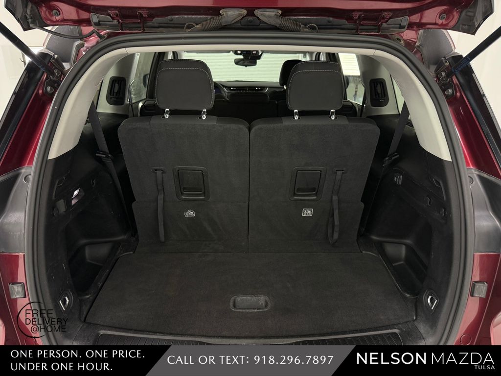 Used 2023 Red Jeep Laredo image 36