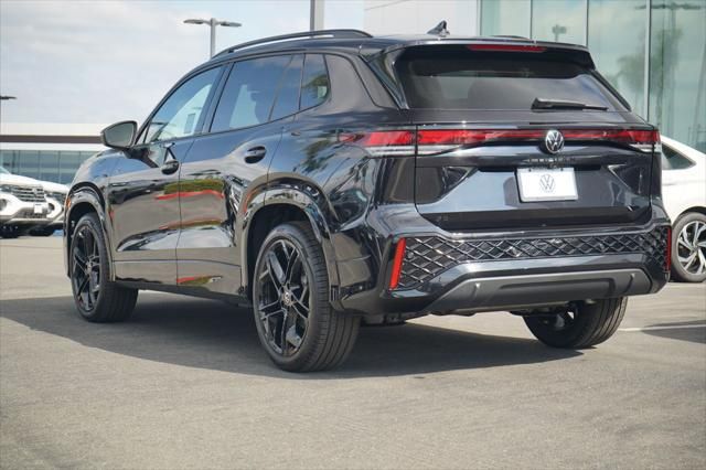 Thumbnail: 2026 Volkswagen Tiguan - 3