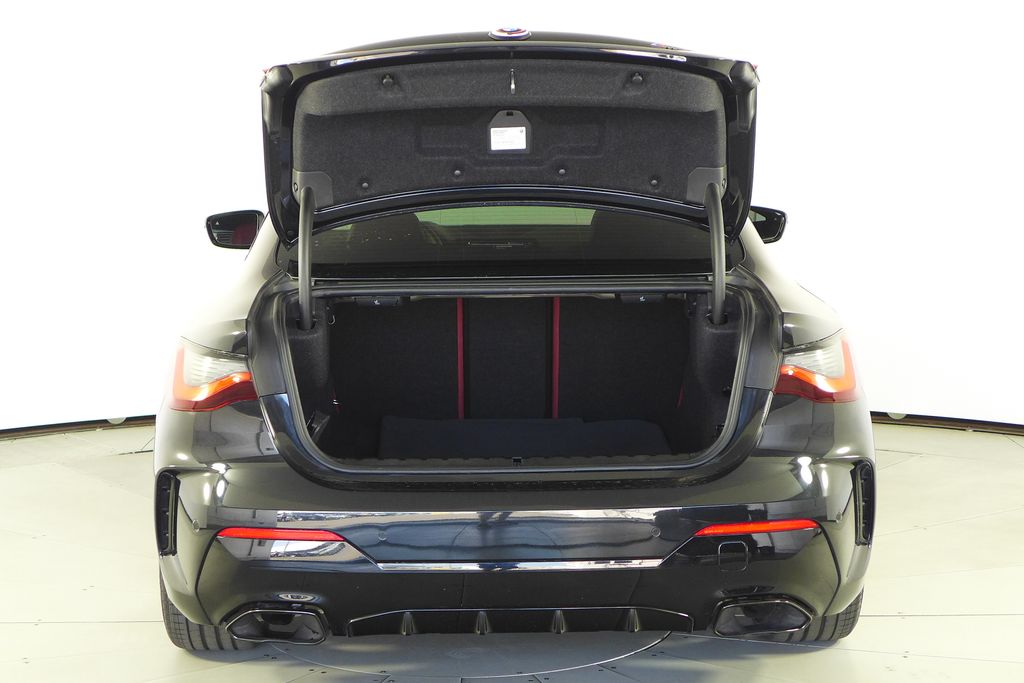 Thumbnail: 2023 BMW 4 Series - 10