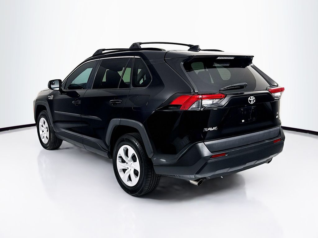 Thumbnail: 2021 Toyota RAV4 - 7