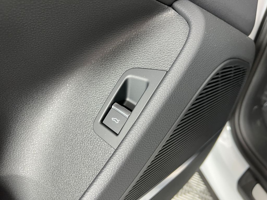 Thumbnail: 2025 Audi Q7 - 32