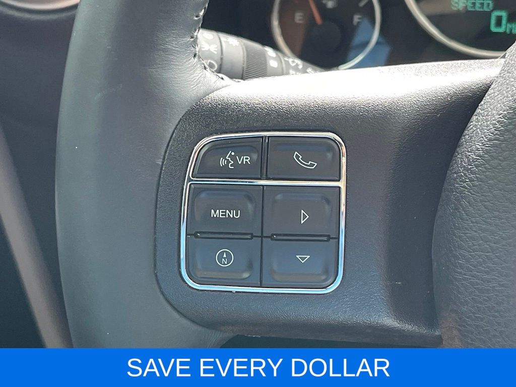 Used 2016 White/off-white Jeep Unlimited Rubicon image 18