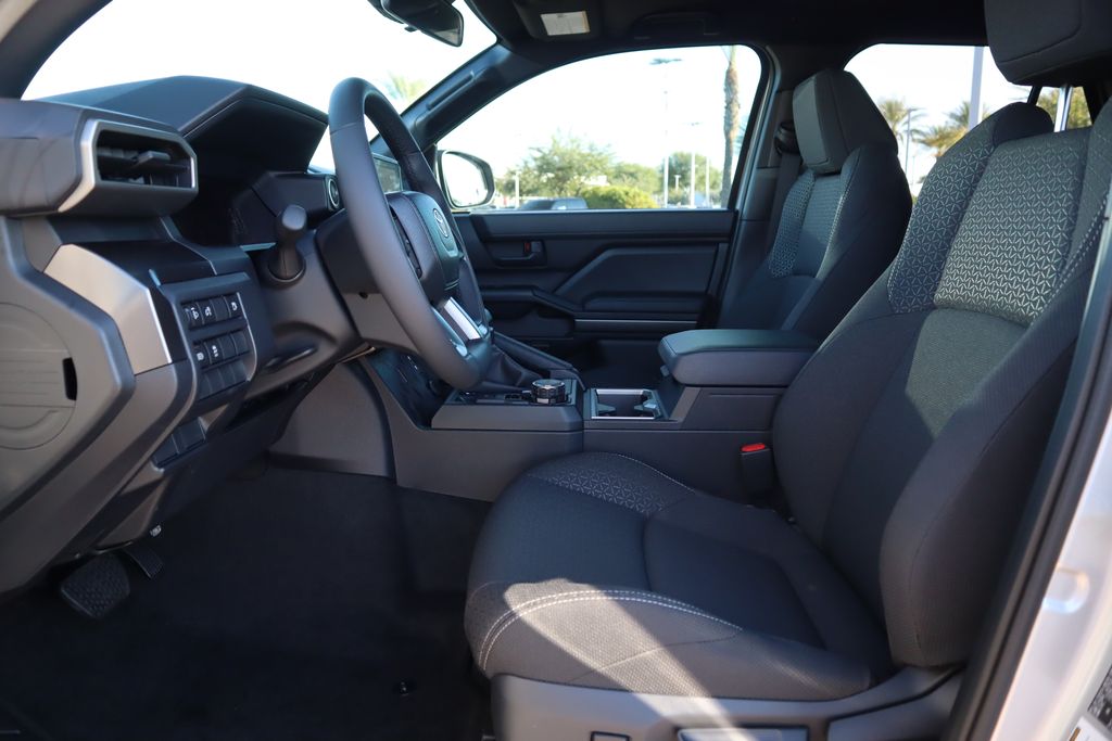 Thumbnail: 2025 Toyota 4Runner - 18