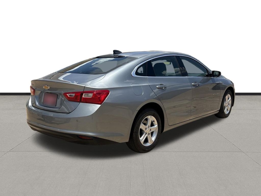 2024 Chevrolet Malibu LS - 4