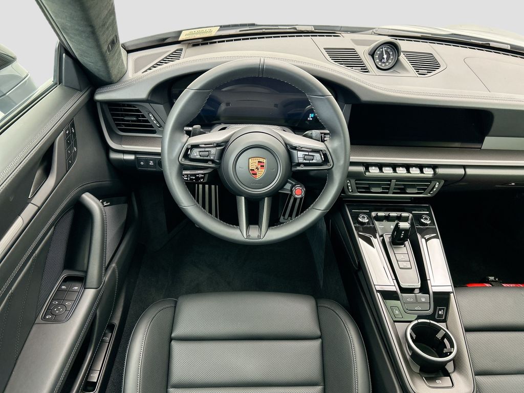 Thumbnail: 2026 Porsche 911 - 13