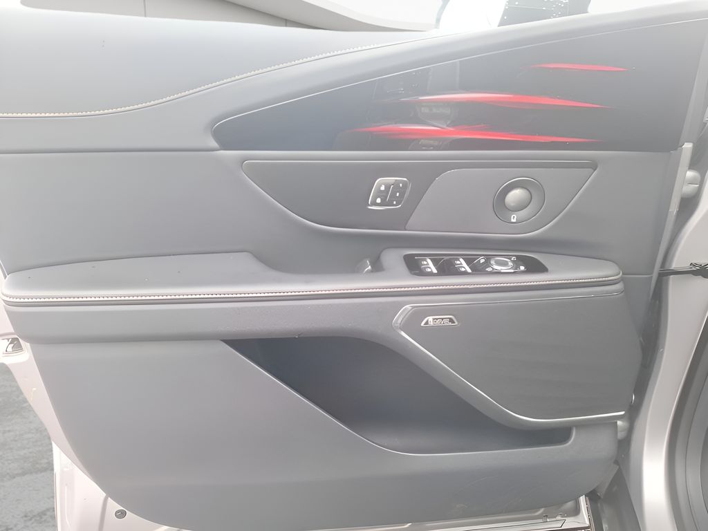 2024 Lincoln Nautilus