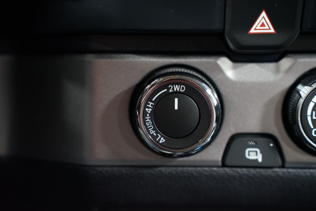 2019 Toyota Tacoma SR 20