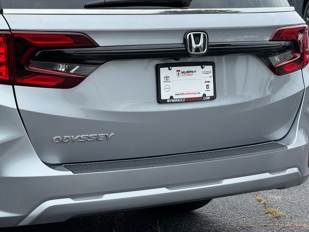 Used 2025 Honda Odyssey Van
