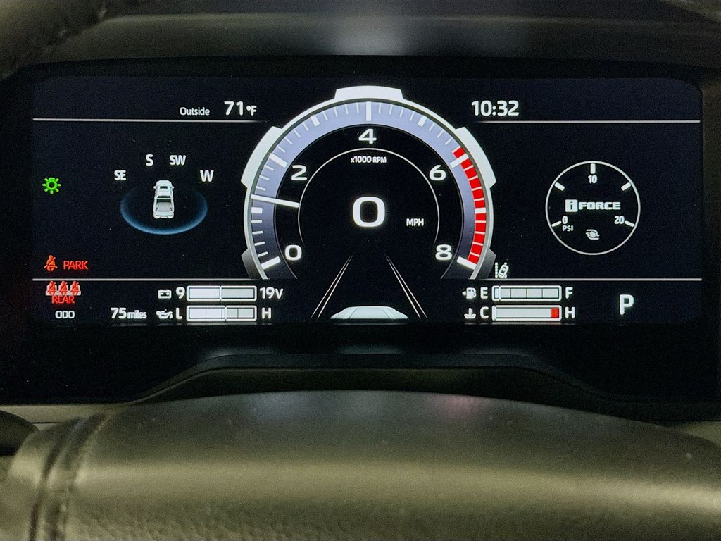 2026 Toyota Tundra Limited - Photo 13