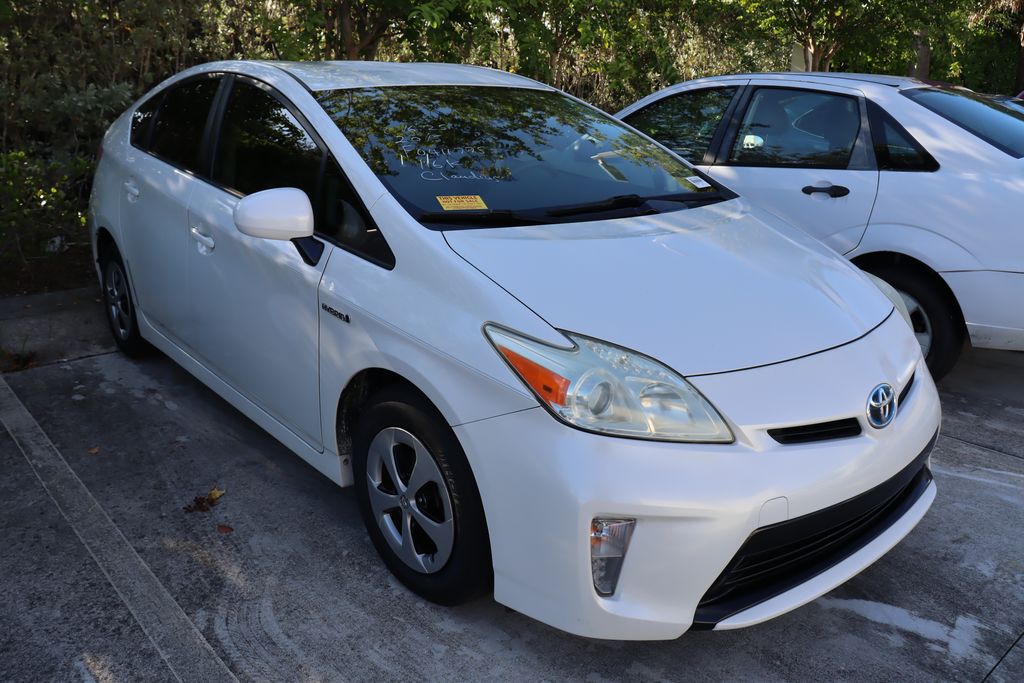 Thumbnail: 2015 Toyota Prius - 6