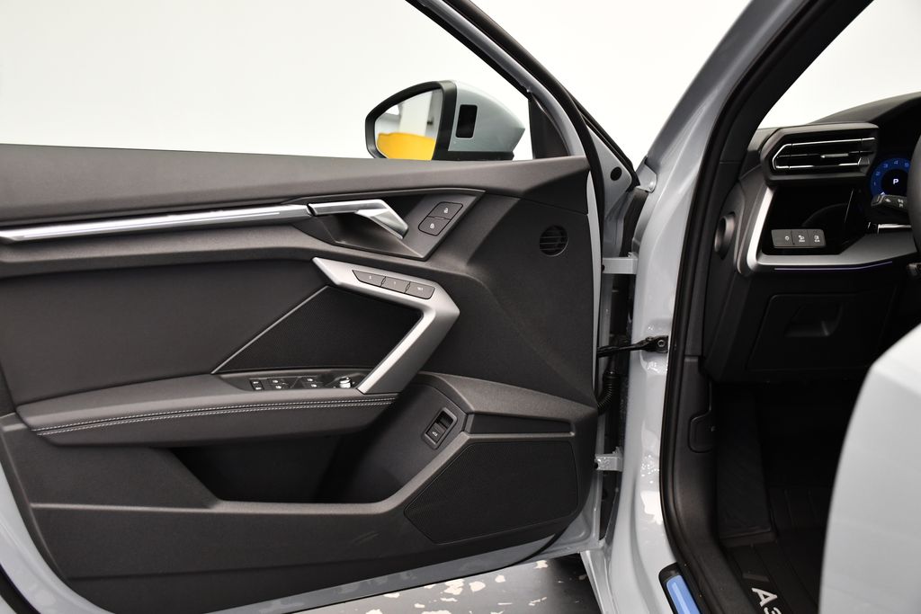 2025 Audi A3  31