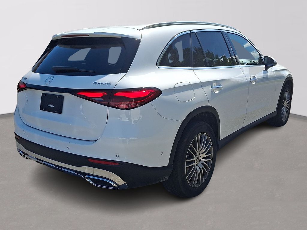 Thumbnail: 2026 Mercedes-Benz GLC - 4