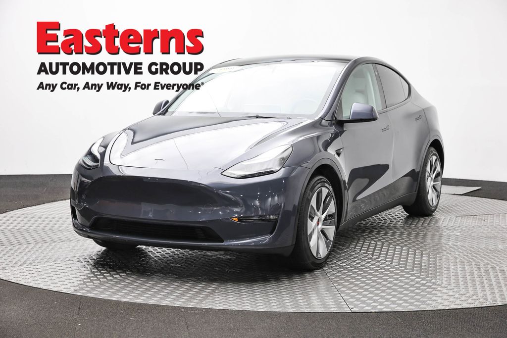 2023 Tesla Model Y Long Range Dual Motor All-Wheel Drive's photo