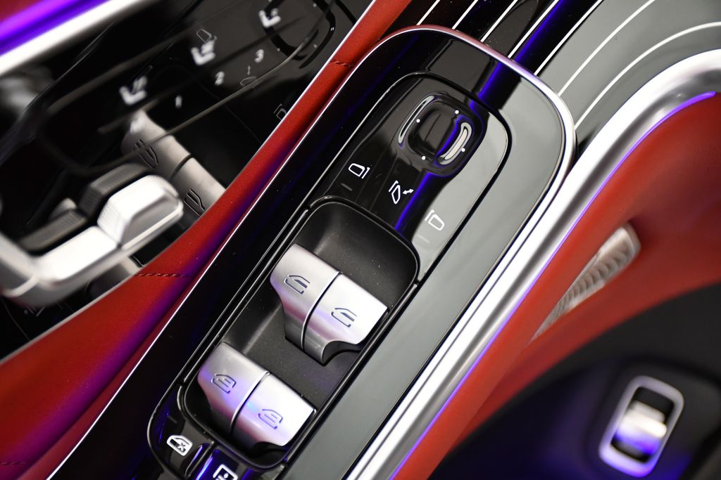 Thumbnail: 2026 Mercedes-Benz S-Class - 32