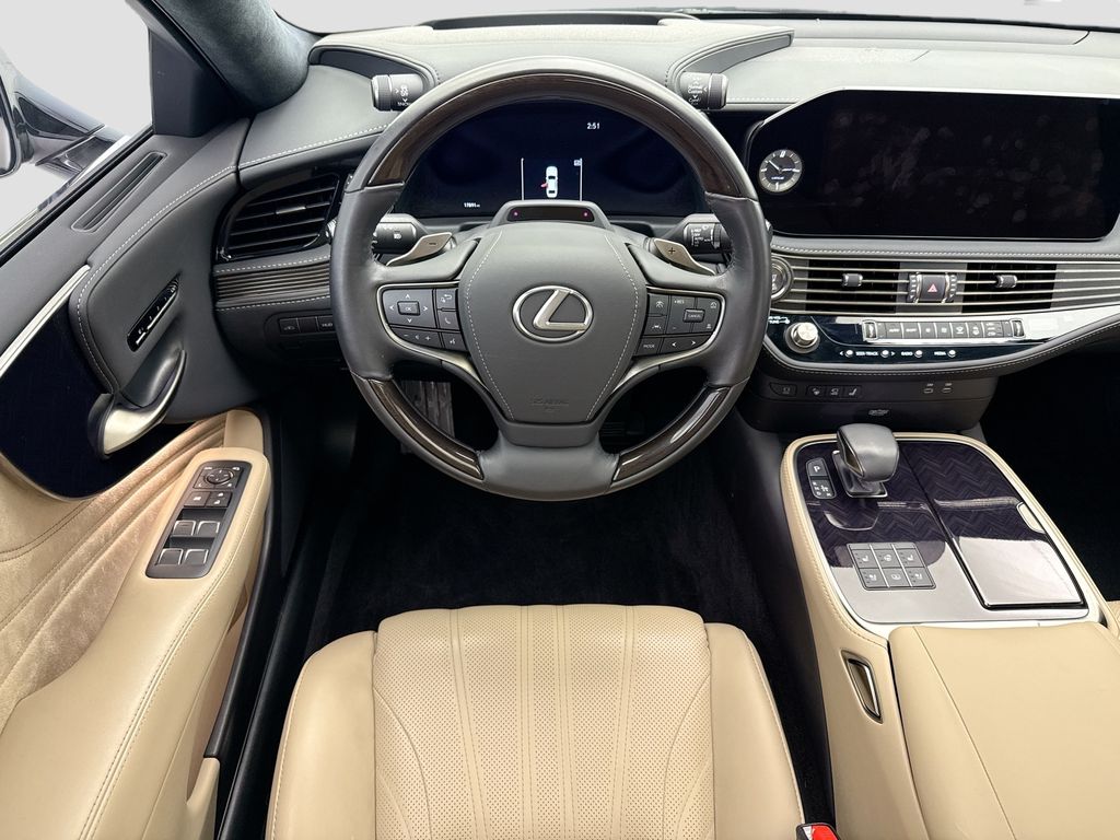 Thumbnail: 2024 Lexus LS - 10