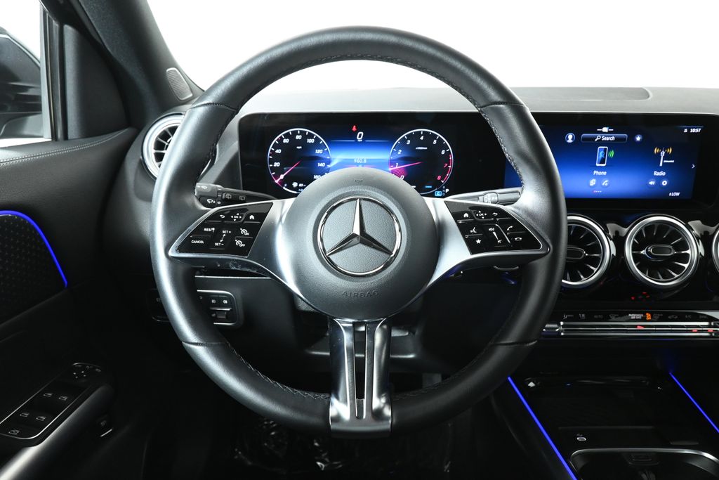2025 Mercedes-Benz GLA 250 4MATIC 14