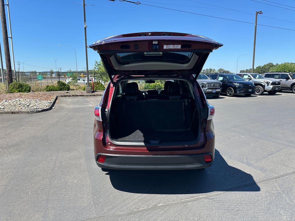 2016 Toyota Highlander XLE V6