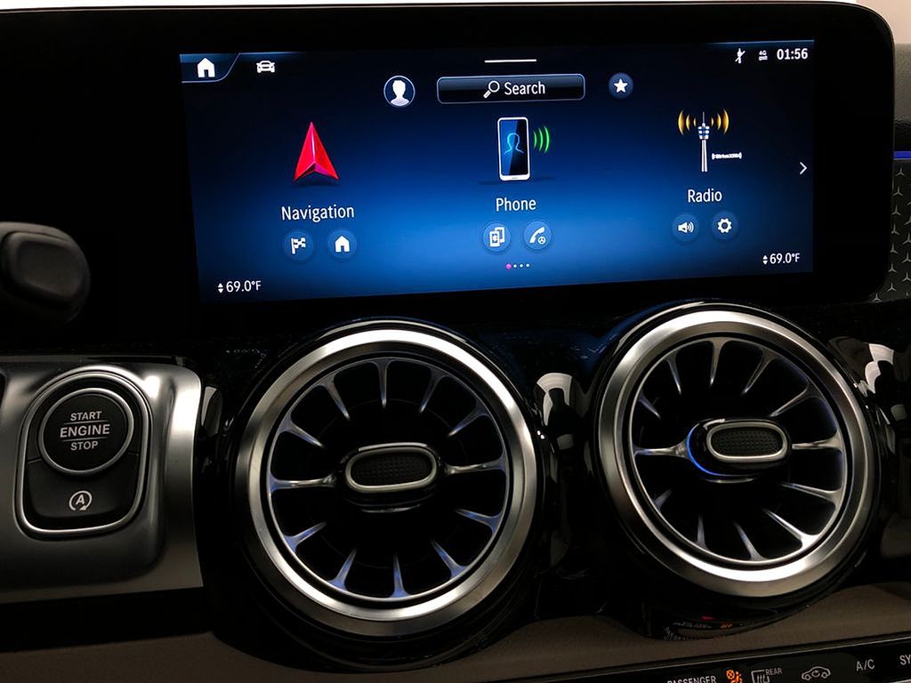 2024 Mercedes-Benz GLB 250 21