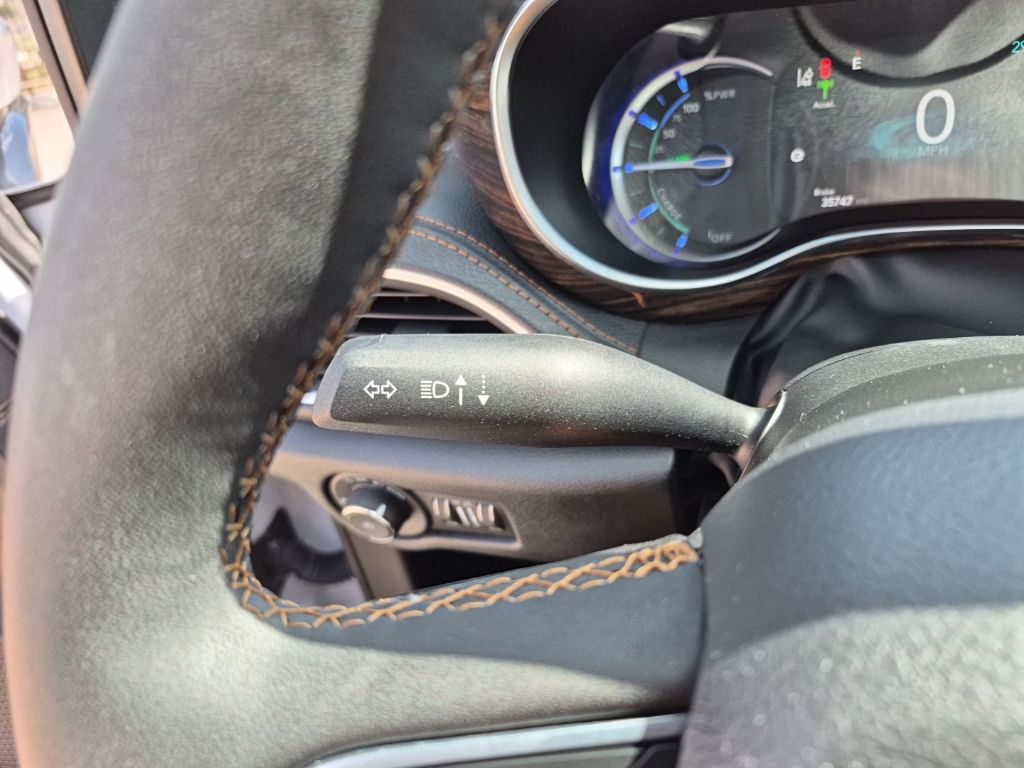 Used Car 2023 Chrysler Pacifica Hybrid  Pinnacle For Sale Under $35,000 In Austin, Texas