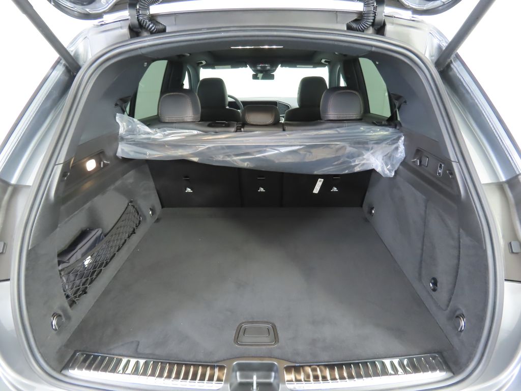 Thumbnail: 2026 Mercedes-Benz GLE - 28