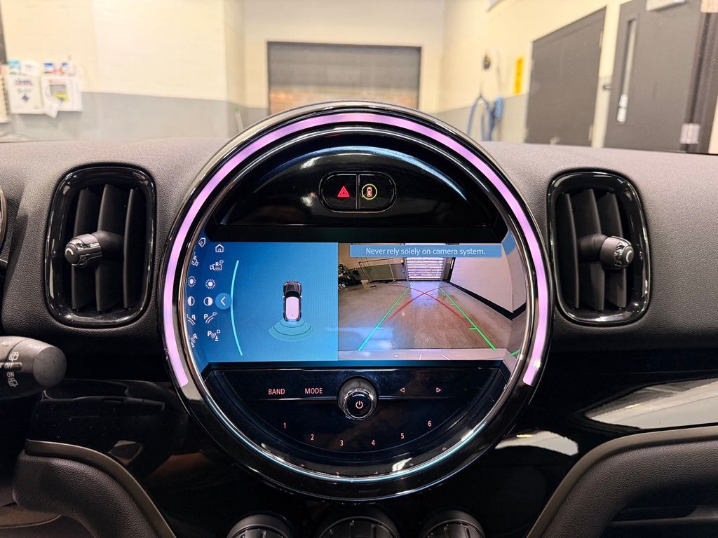 Thumbnail: 2022 MINI Cooper Countryman - 17