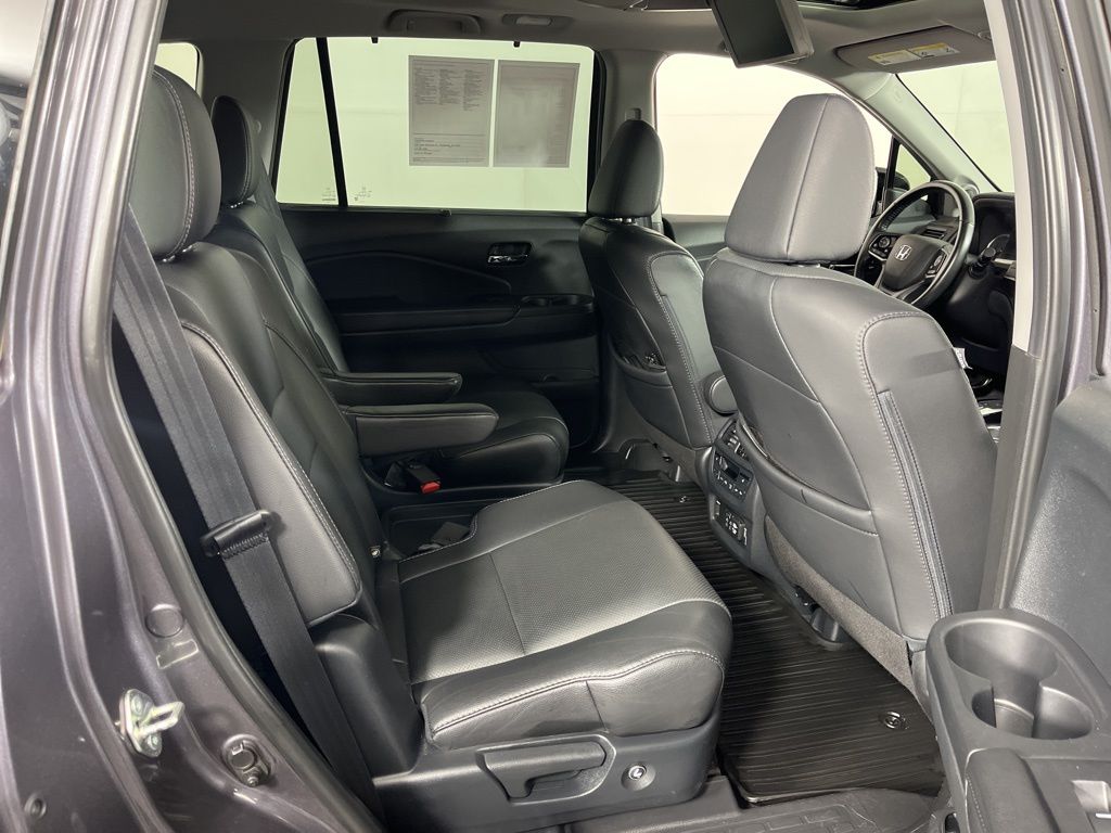Thumbnail: 2020 Honda Pilot - 13