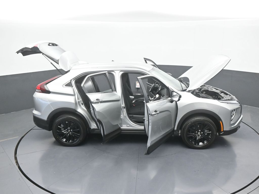 New 2026 Silver Mitsubishi LE image 60