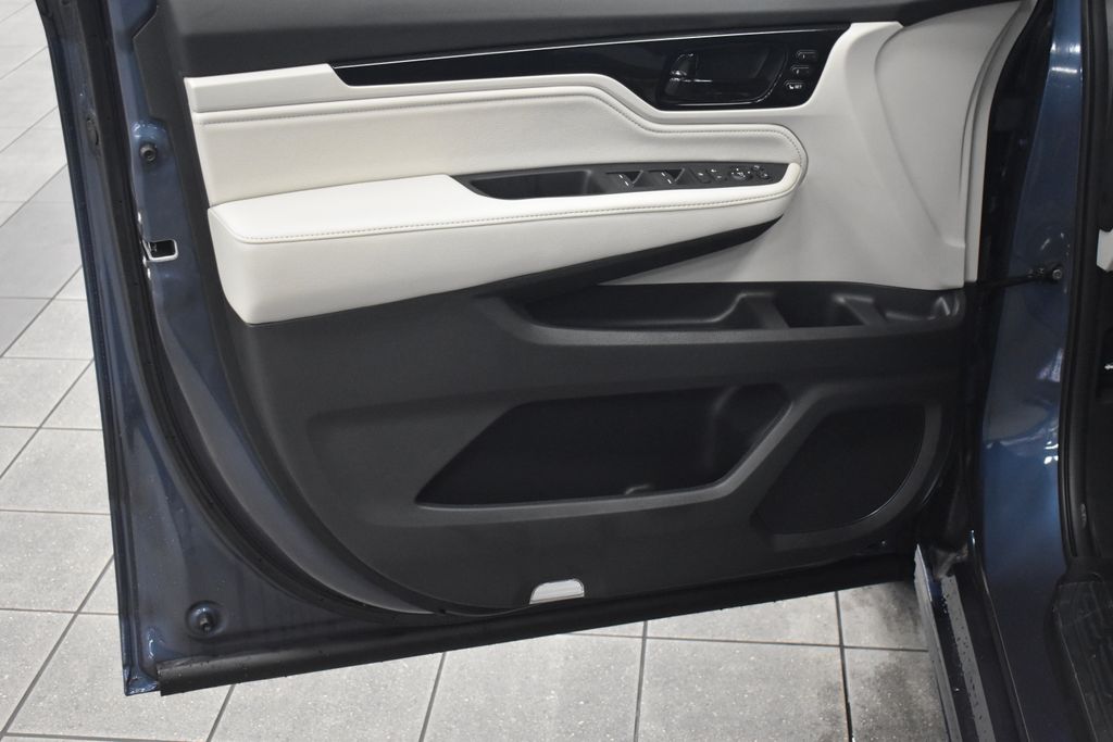 Thumbnail: 2026 Honda Odyssey - 8