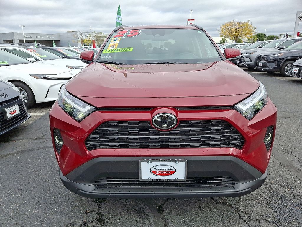 Thumbnail: 2025 Toyota RAV4 - 2