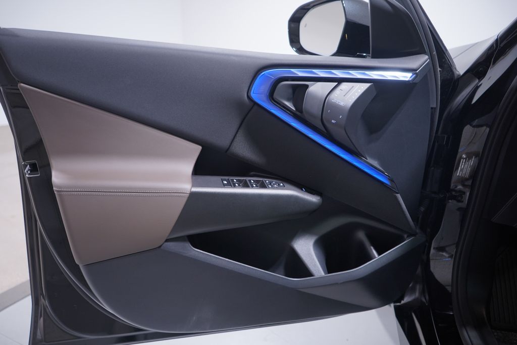 Thumbnail: 2025 BMW X3 - 15