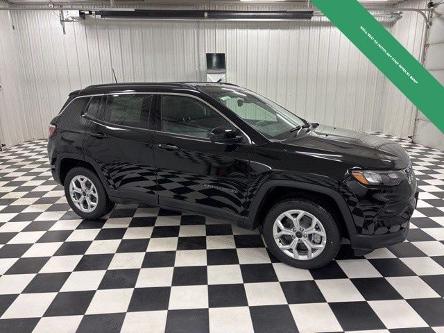 2026 Jeep Compass Latitude 4WD