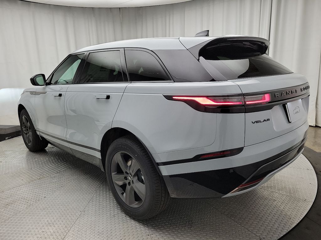 2025 Land Rover Range Rover Velar Dynamic SE 4