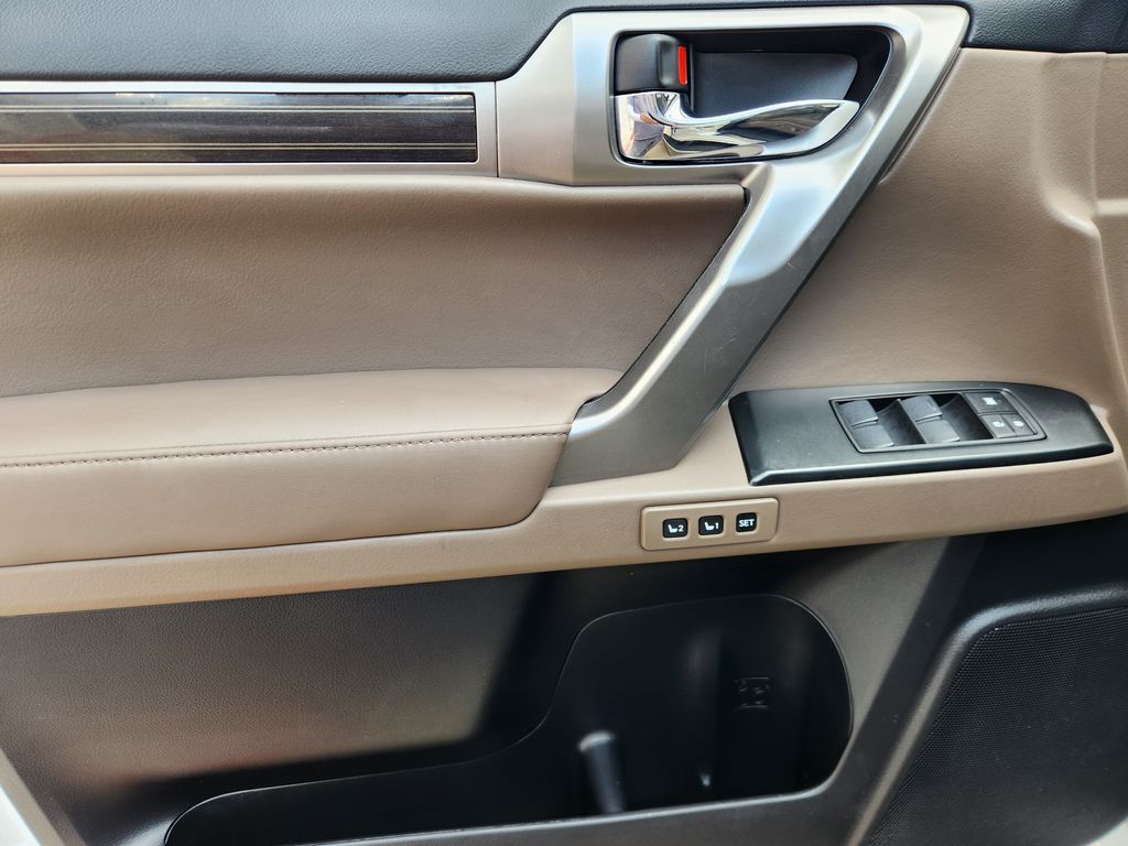 2023 Lexus GX 460 White at Westside Lexus