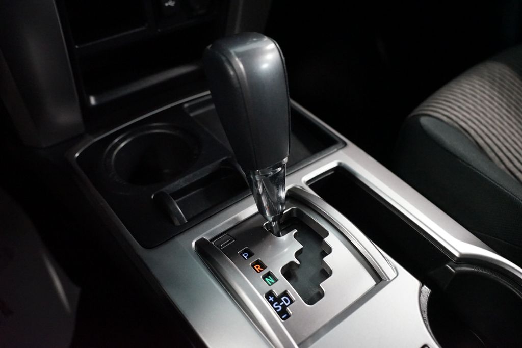 Thumbnail: 2022 Toyota 4Runner - 22