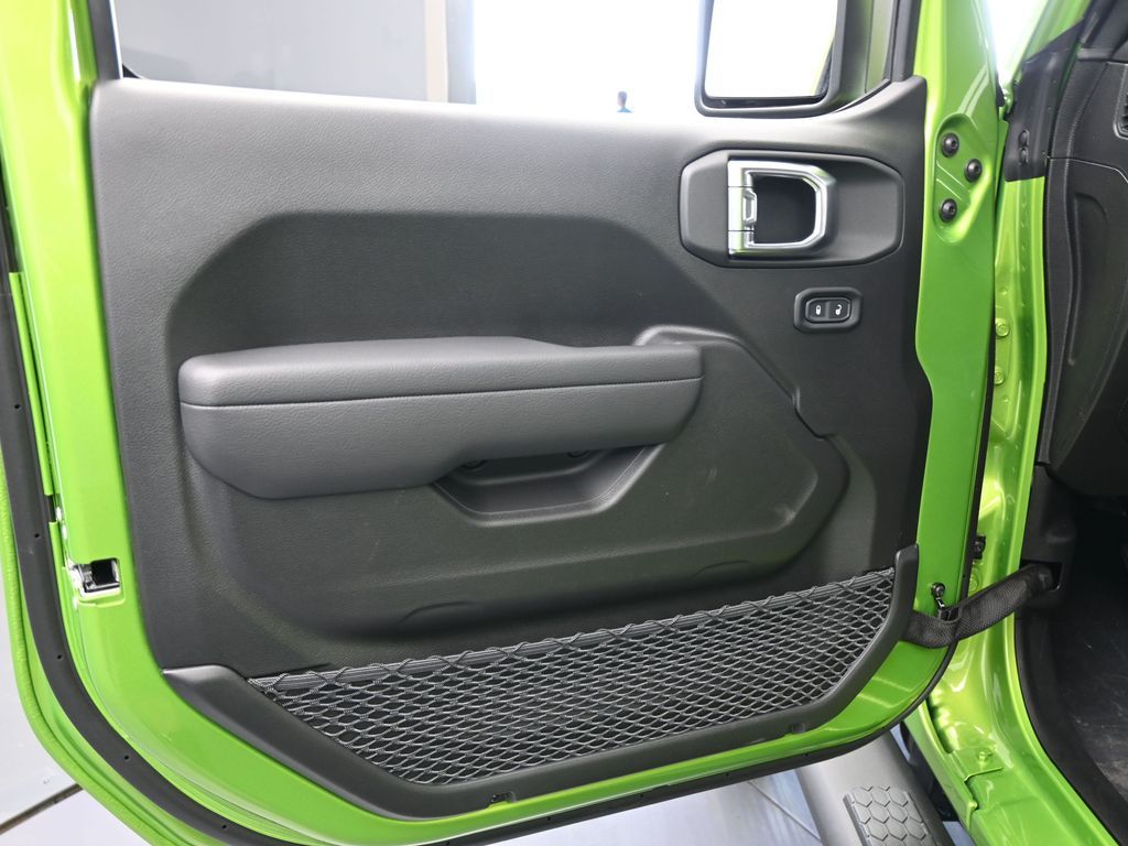 New 2026 Mojito Clearcoat Jeep Sport image 15