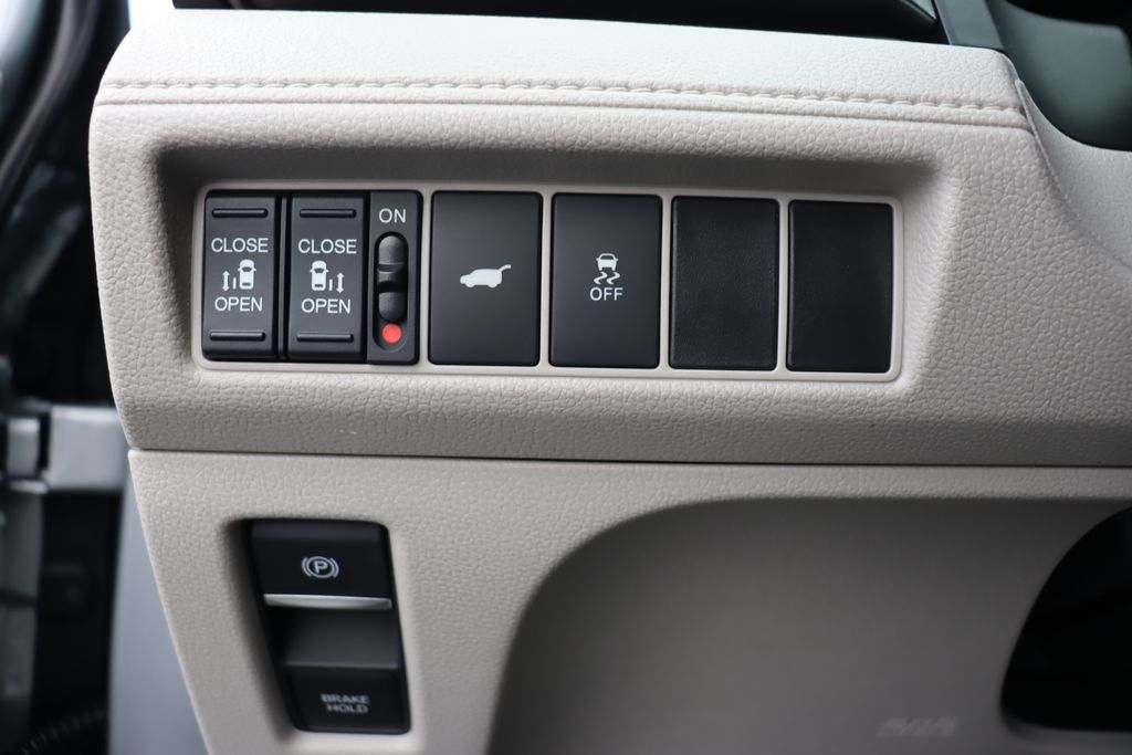 2025 Honda Odyssey EX-L 30