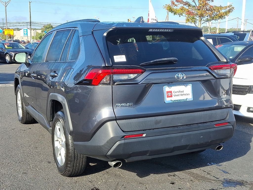 Thumbnail: 2020 Toyota RAV4 - 4